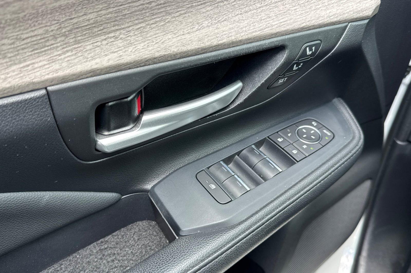 Certified 2024 Toyota Grand Highlander Platinum image 14