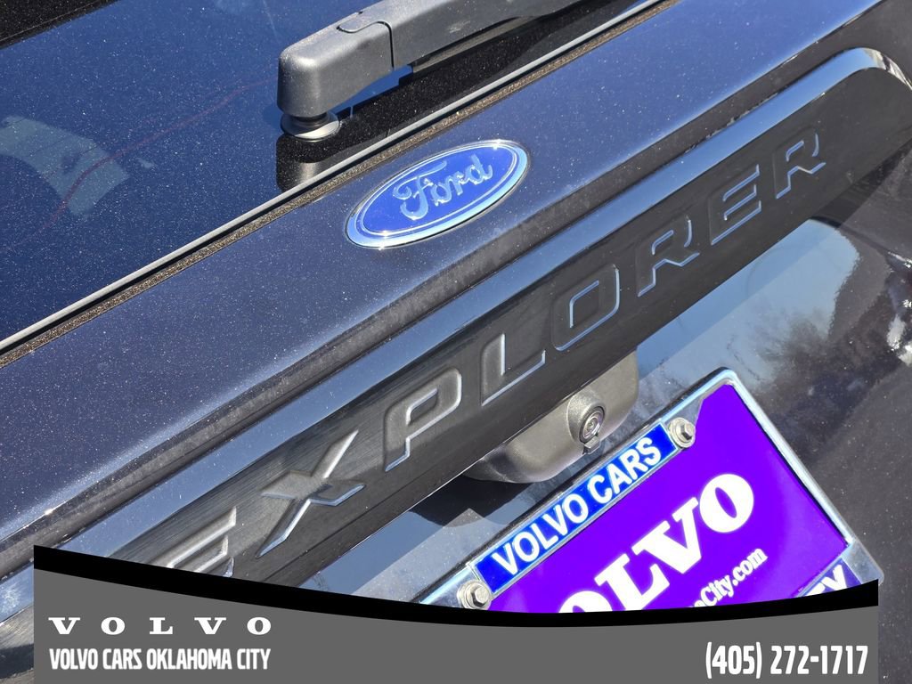 Used 2020 Ford Explorer ST w/ ST Street Pack image 10