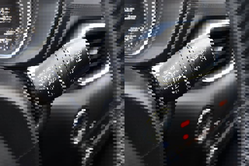 Used 2017 MAZDA CX-5 Touring image 27