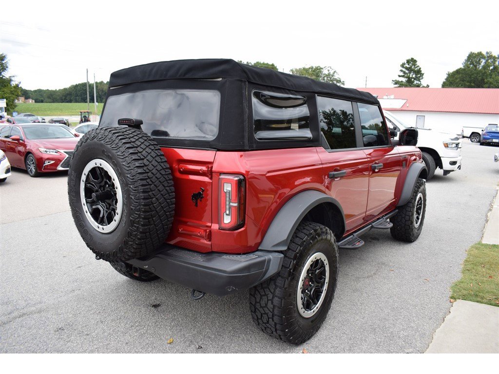 Used 2021 Ford Bronco Badlands image 6