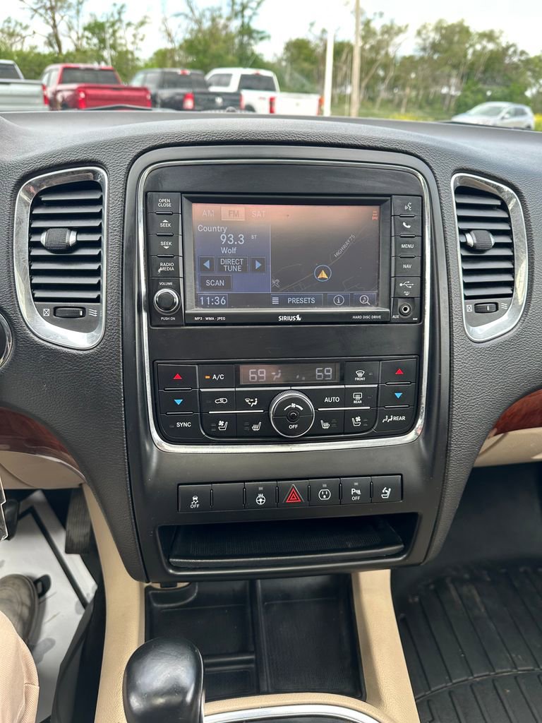 Used 2013 Dodge Durango Citadel w/ Technology Group AWD/4WD image 3