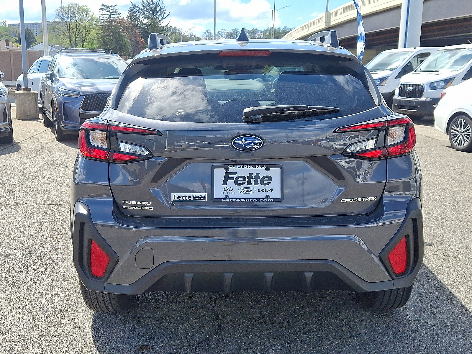 Used 2024 Subaru Crosstrek 2.0i Premium AWD/4WD image 5