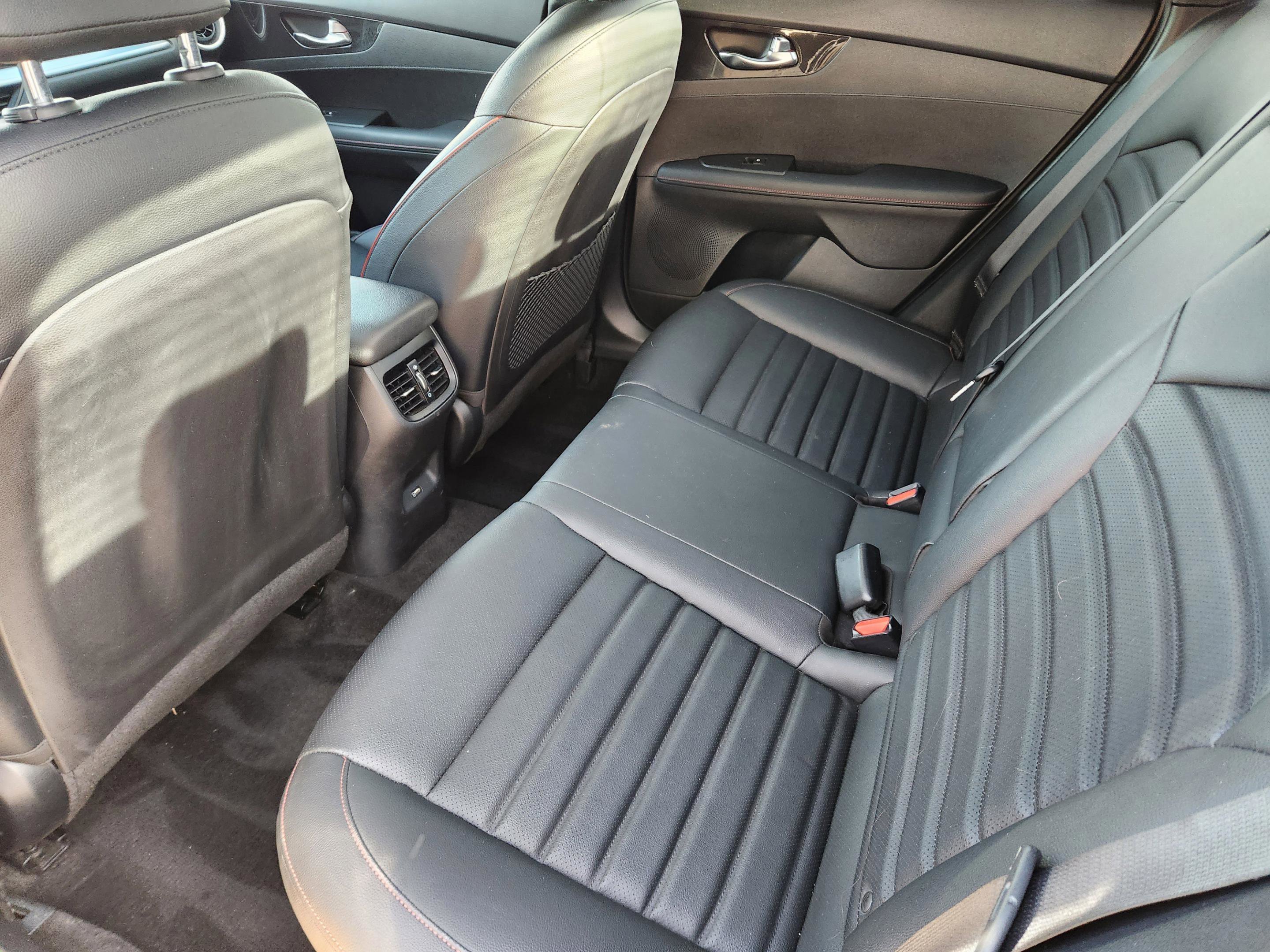 Used 2022 Kia Forte GT image 32