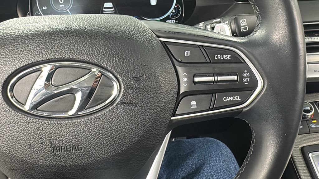 Used 2022 Hyundai Palisade Limited w/ Winter Package image 24