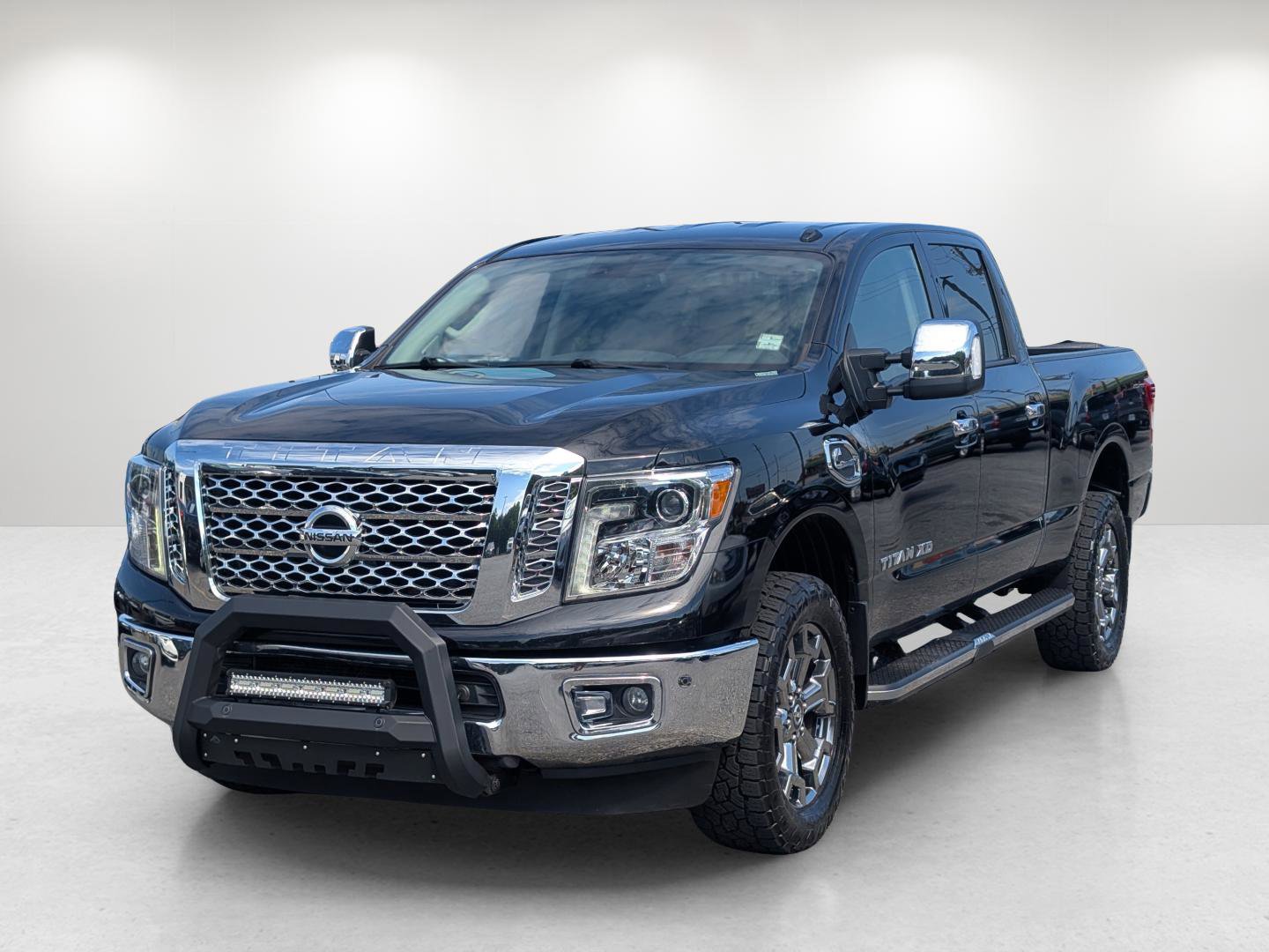 Used 2017 Nissan Titan SL w/ Chrome Package