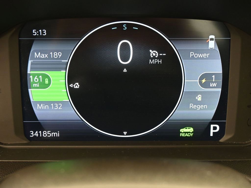 Used 2022 Chevrolet Bolt EUV LT w/ Convenience Package image 25