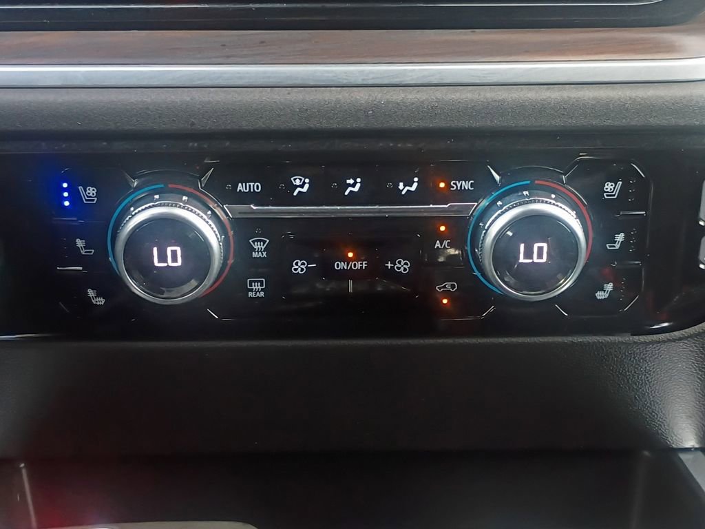 Used 2023 GMC Sierra 1500 SLT w/ SLT Convenience Package image 4