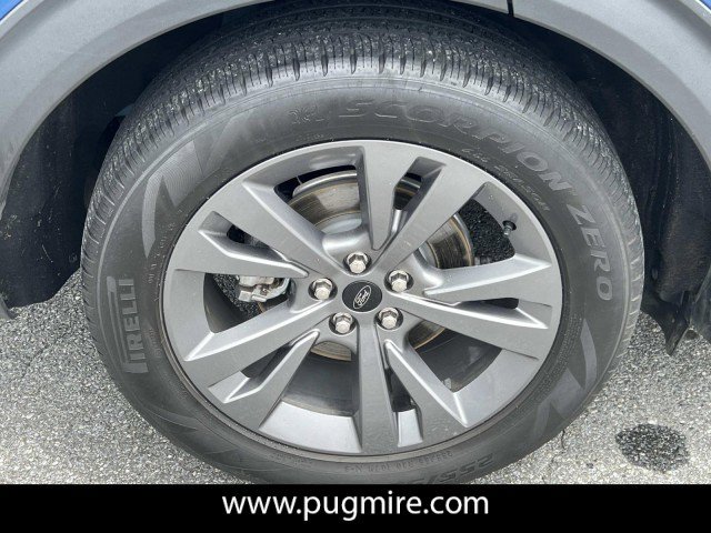 Used 2021 Ford Explorer XLT w/ Equipment Group 202A RWD image 17