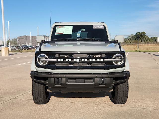 Used 2023 Ford Bronco Outer Banks image 9