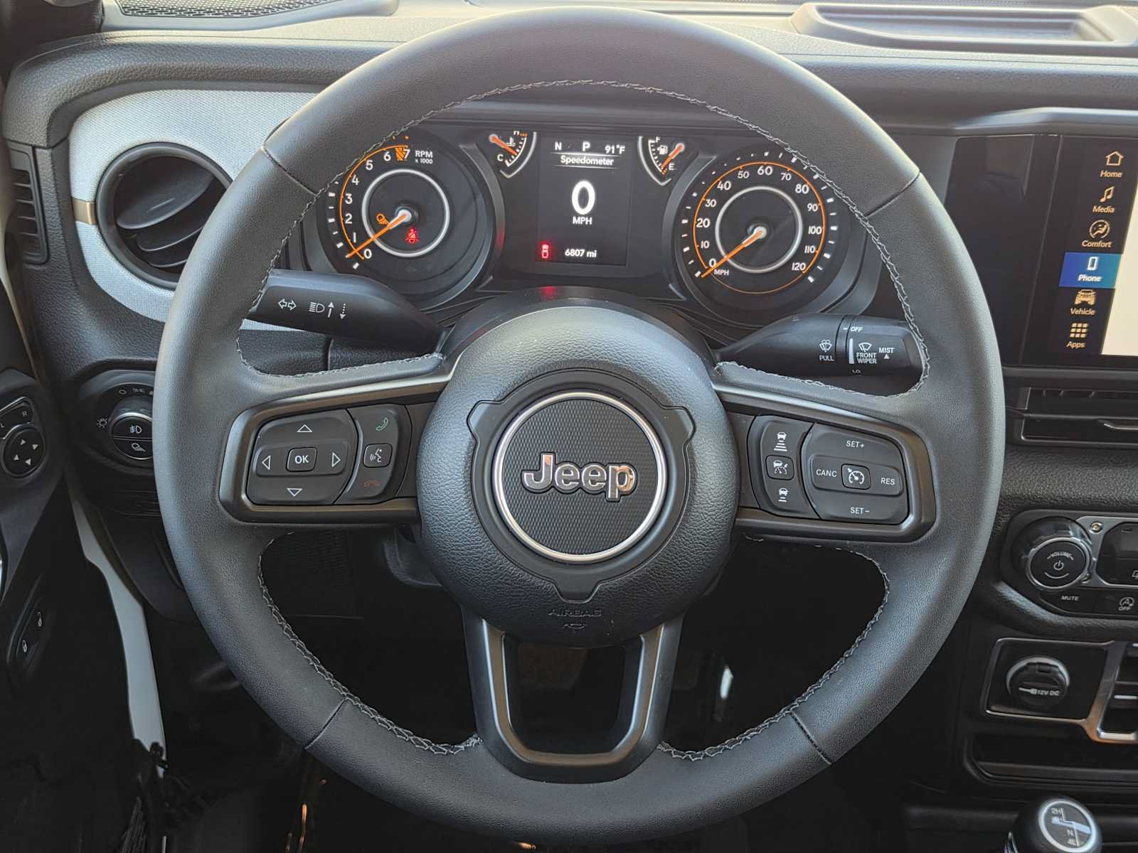 Used 2025 Jeep Gladiator Sport AWD/4WD image 19