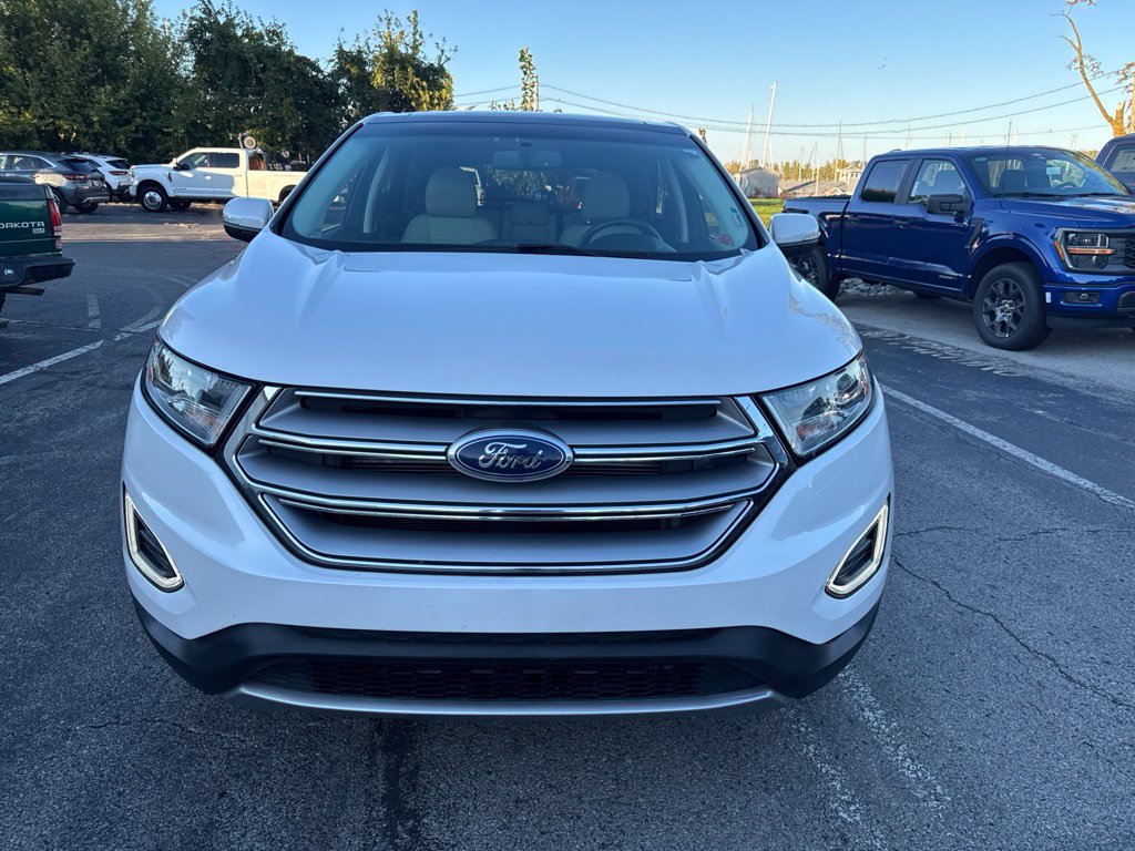 Certified 2017 Ford Edge Titanium w/ Equipment Group 301A FWD image 9