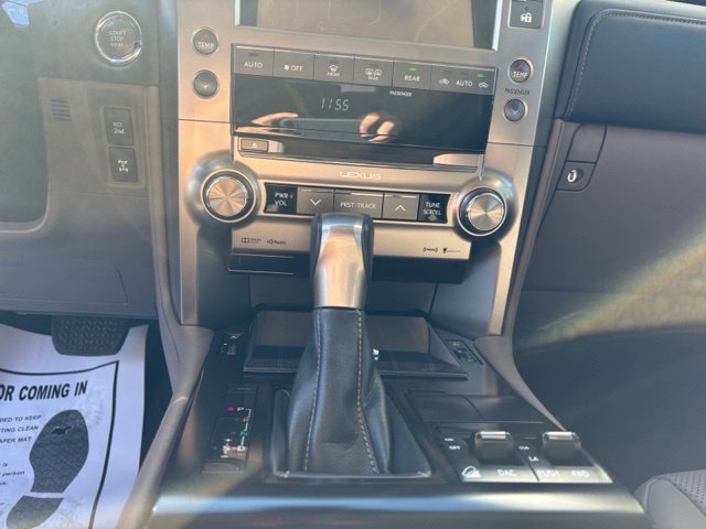 Used 2020 Lexus GX 460 Premium w/ Premium Package AWD/4WD image 20