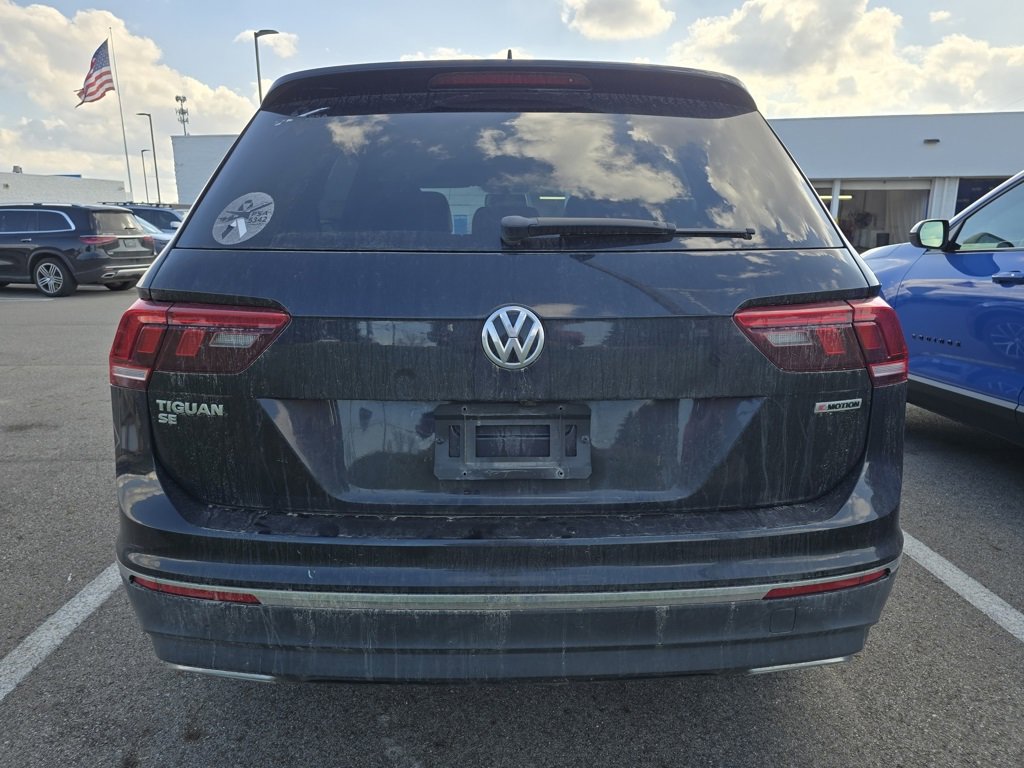 Used 2020 Volkswagen Tiguan SE image 4