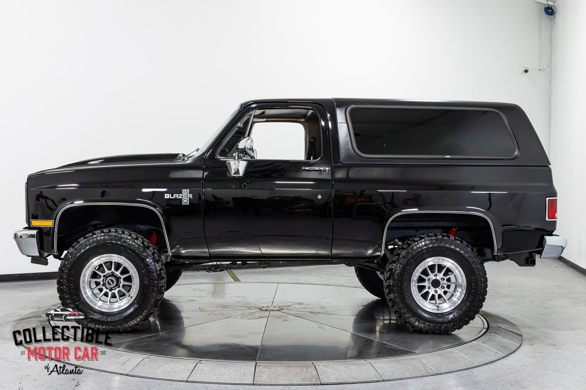 Used 1987 Chevrolet Blazer 4WD image 11