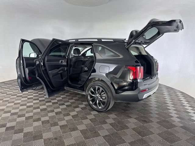 Used 2021 Kia Sorento EX w/ EX AWD X-Line Package image 20