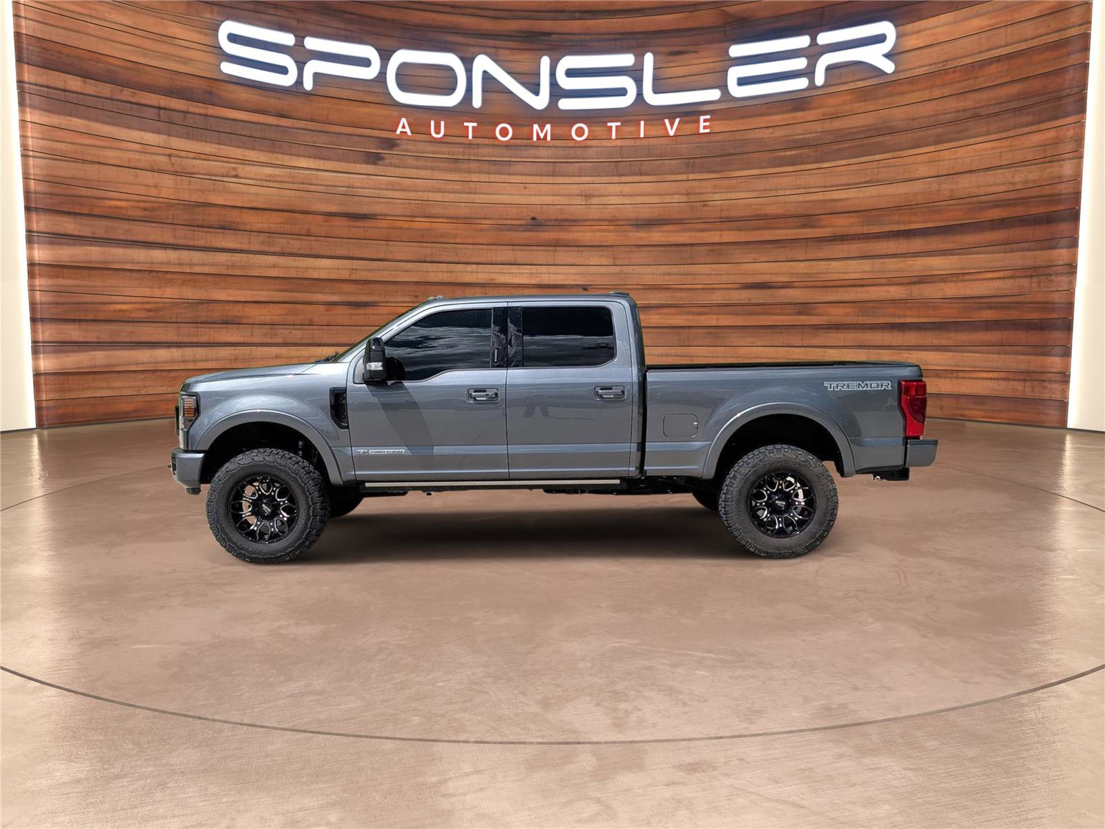Used 2022 Ford F250 Lariat w/ Tremor Off-Road Package AWD/4WD image 2