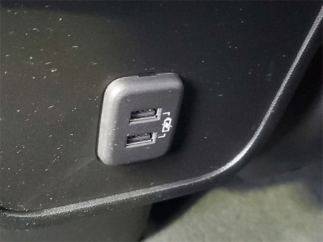 Certified 2019 Chevrolet Equinox LT w/ Driver Convenience Package image 11