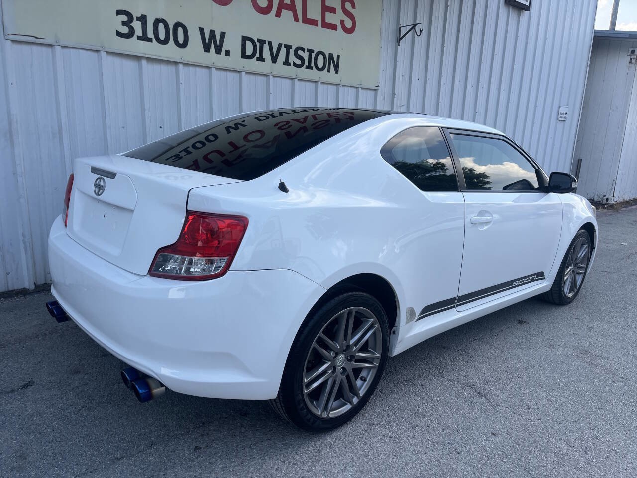 Used 2012 Scion tC image 3