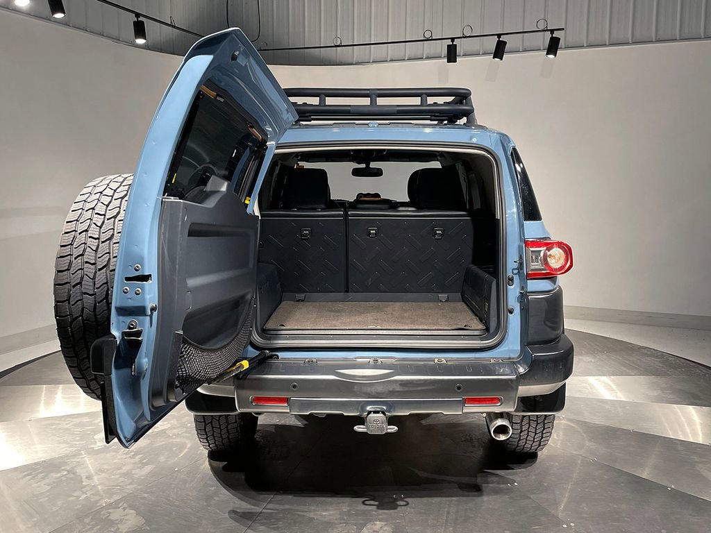 Used 2014 Toyota FJ Cruiser Base w/ Trail Teams Ultimate Edition image 32