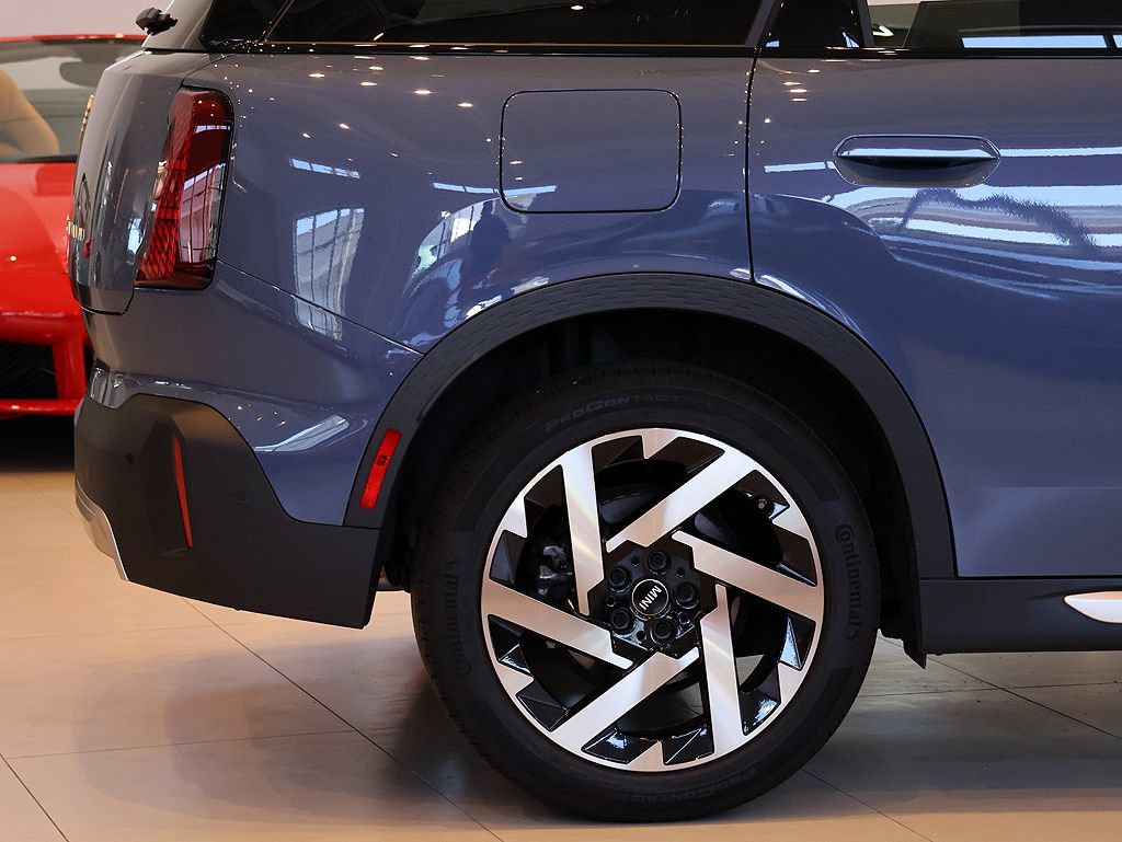 Used 2025 MINI Cooper Countryman S AWD/4WD image 9