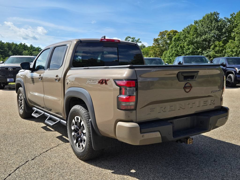 Used 2023 Nissan Frontier PRO-4X w/ Technology Package AWD/4WD image 3