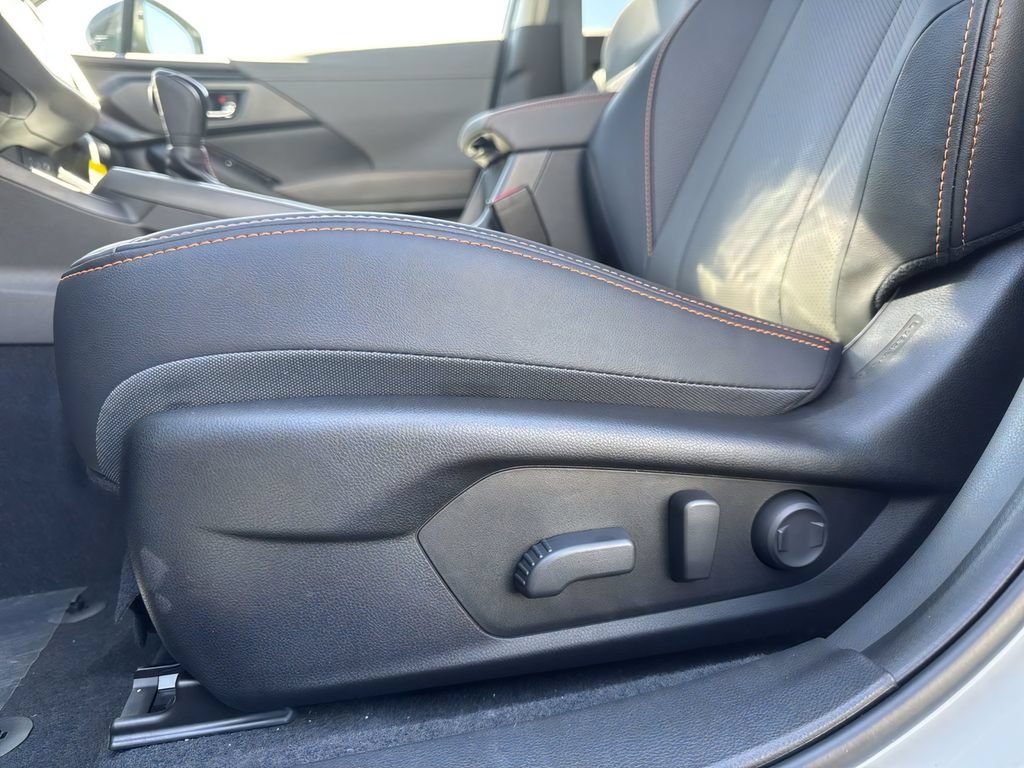 New 2026 Subaru Crosstrek 2.5i Limited w/ Crosstrek Mirror Package AWD/4WD image 14