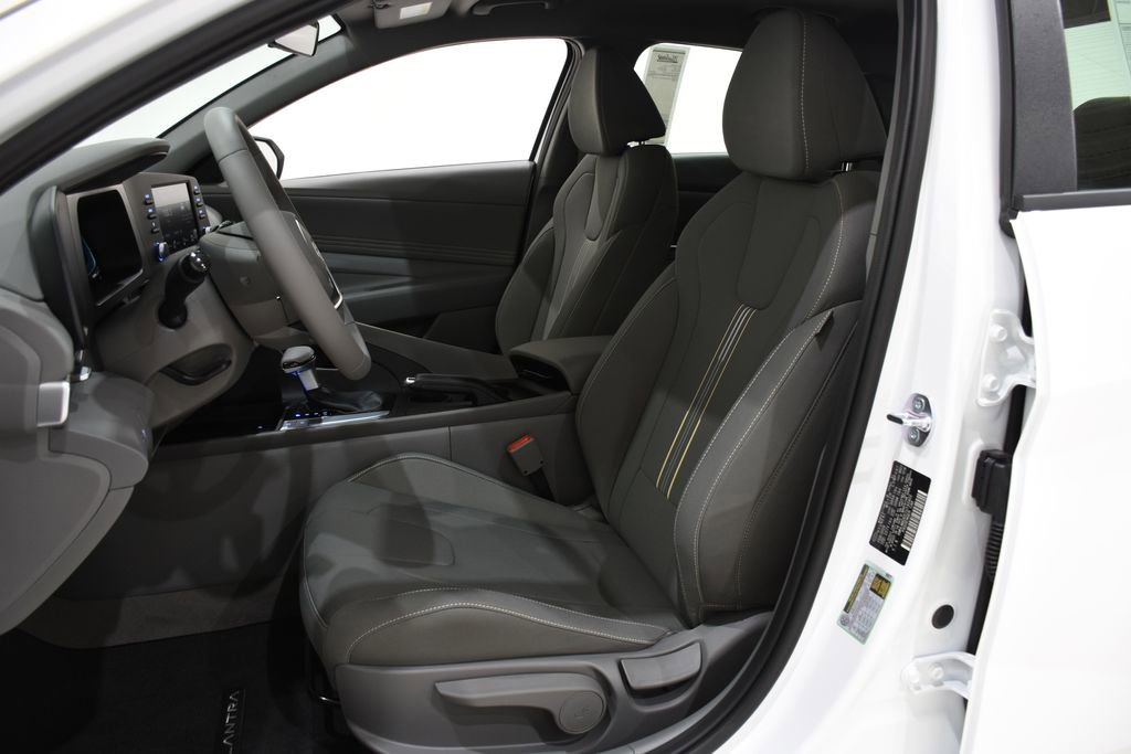 New 2026 Hyundai Elantra Sport image 22