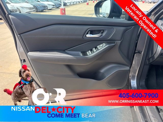 New 2026 Nissan Rogue Dark Armor AWD/4WD image 15