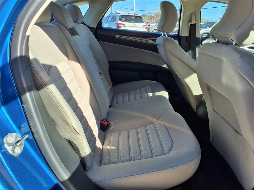 Used 2018 Ford Fusion S image 7