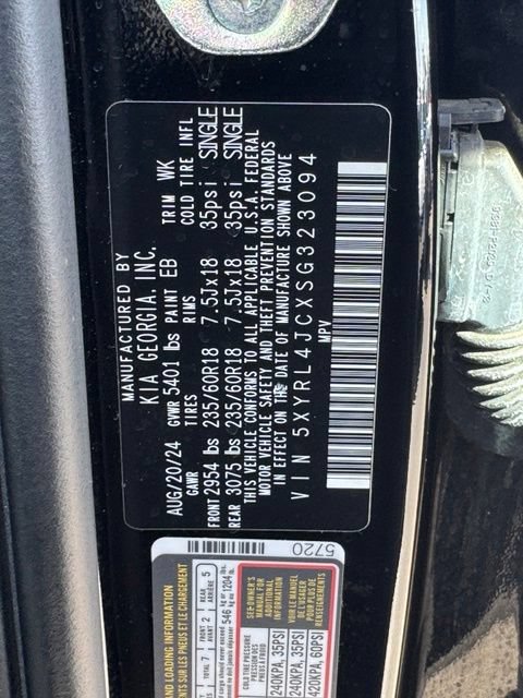 Used 2025 Kia Sorento S FWD image 14