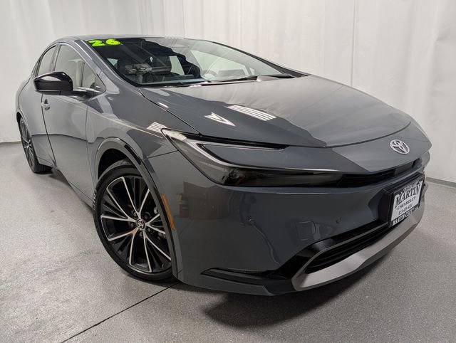 Used 2026 Toyota Prius XLE image 2