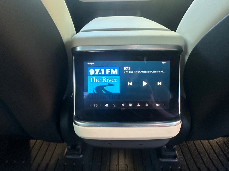 Used 2022 Tesla Model S AWD image 49