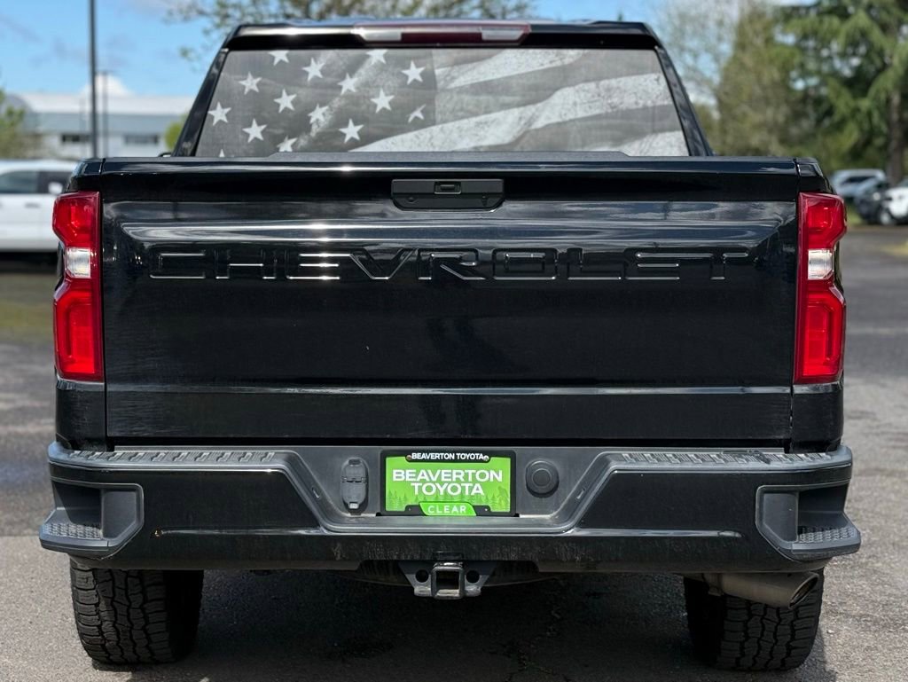 Used 2020 Chevrolet Silverado 1500 Custom w/ Custom Value Package image 4