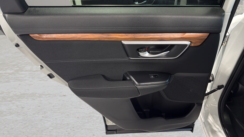 Used 2018 Honda CR-V EX image 14