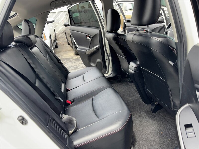 Used 2013 Toyota Prius Persona Series FWD image 13