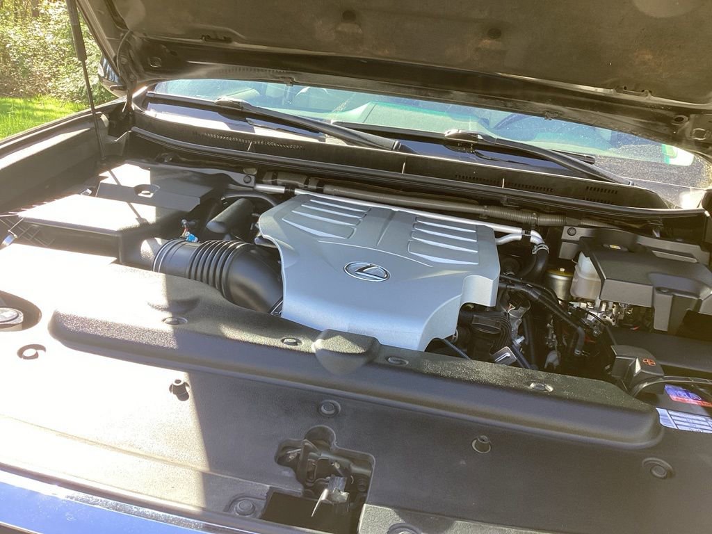 Used 2018 Lexus GX 460 Premium w/ Premium Package image 22