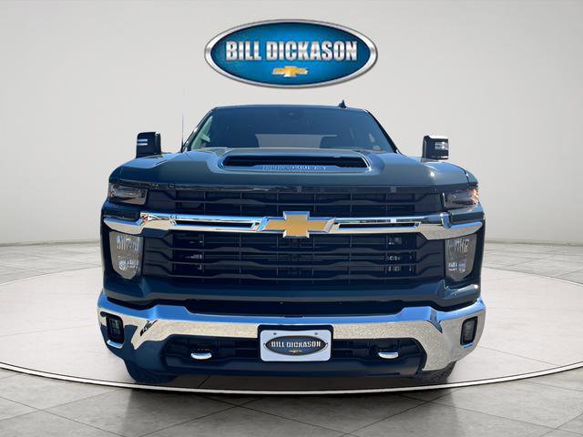 New 2026 Chevrolet Silverado 3500 LT image 2