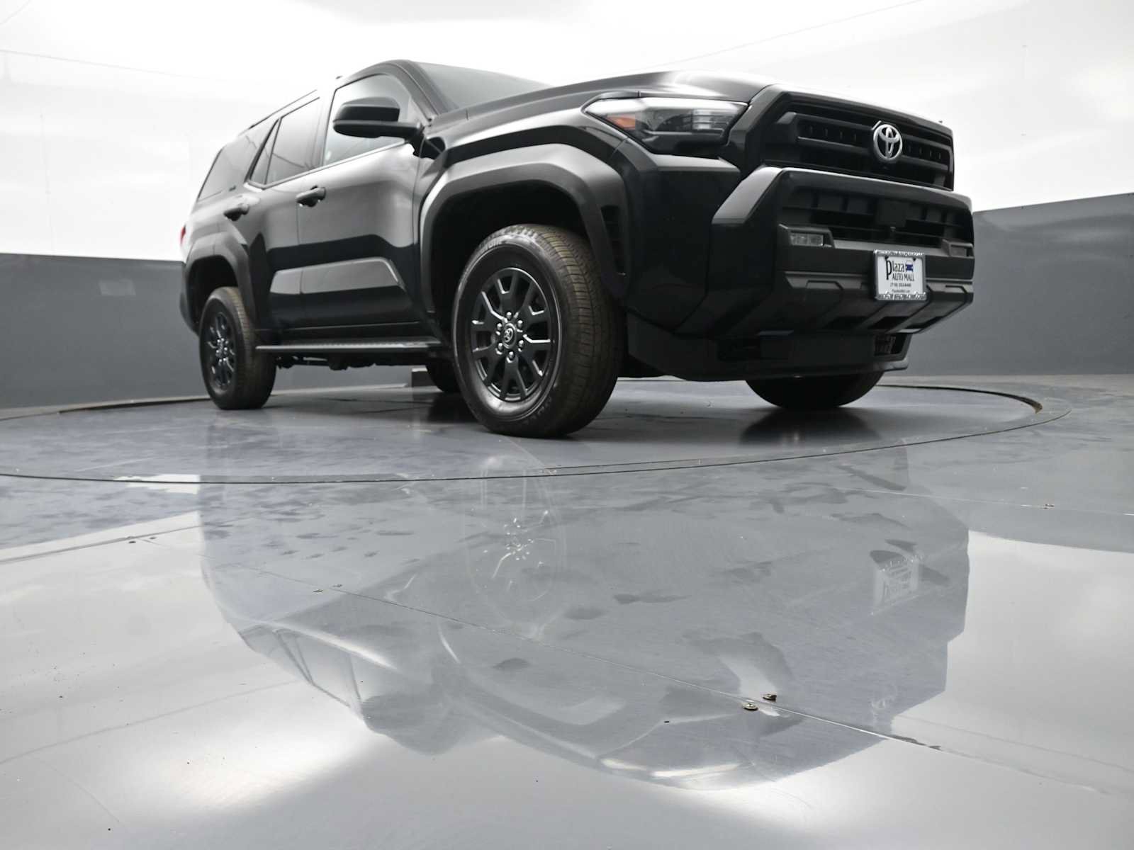 Certified 2025 Toyota 4Runner SR5 AWD/4WD image 27