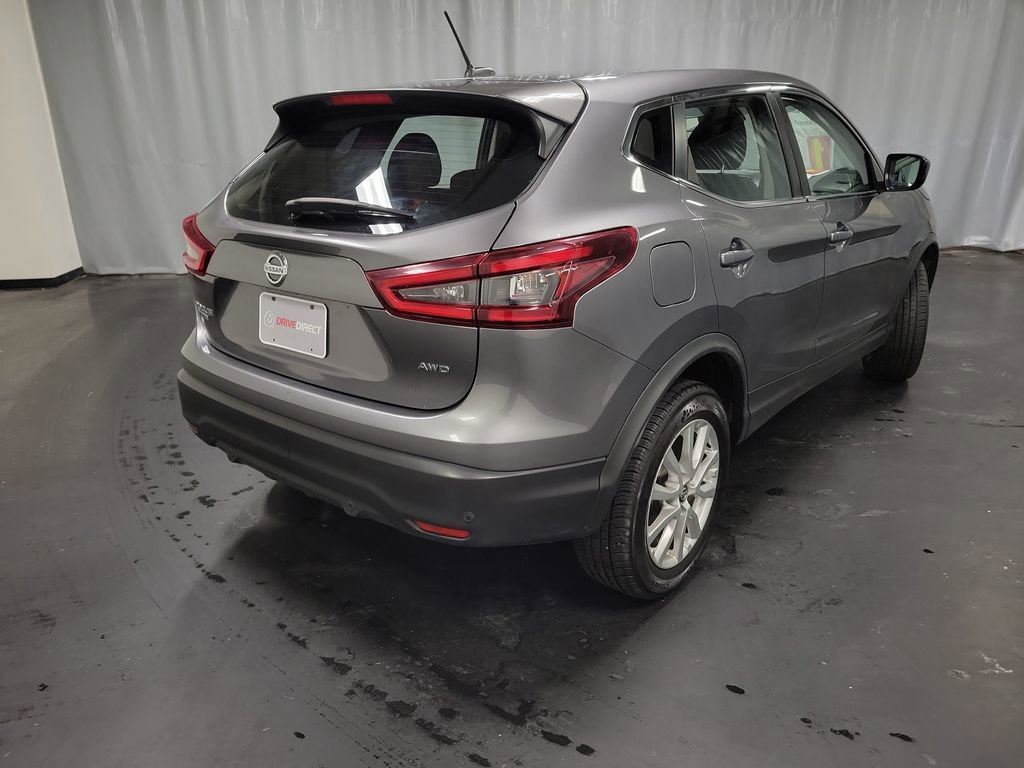 Used 2022 Nissan Rogue Sport S image 8