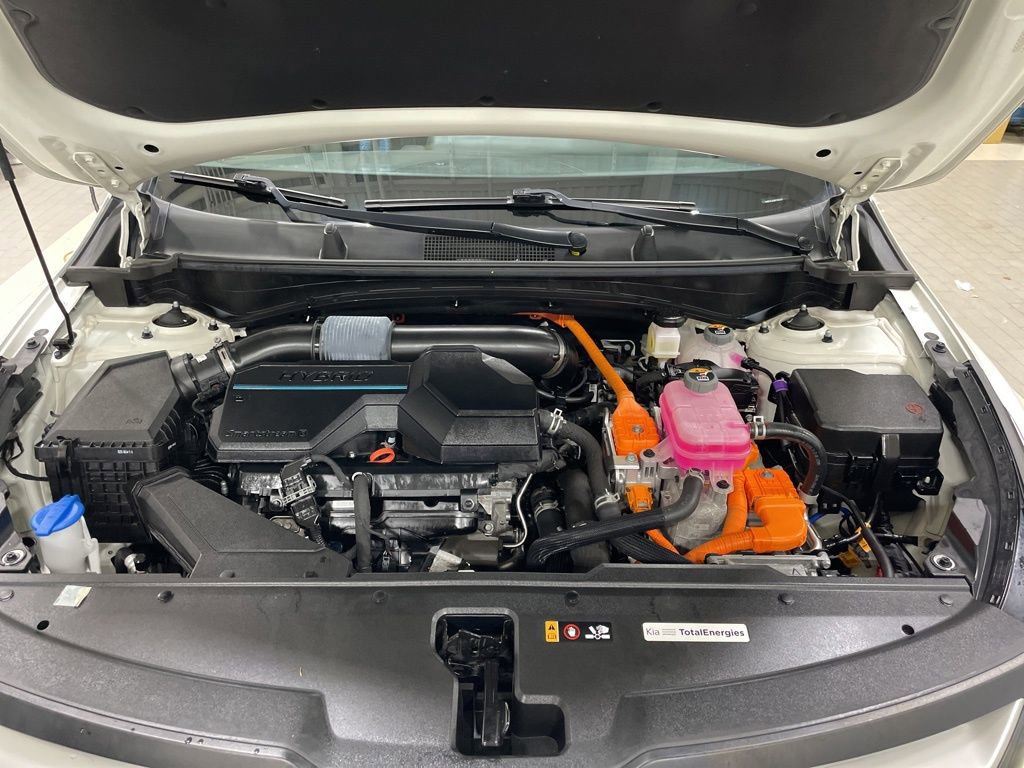 Certified 2023 Kia Sportage LX image 12