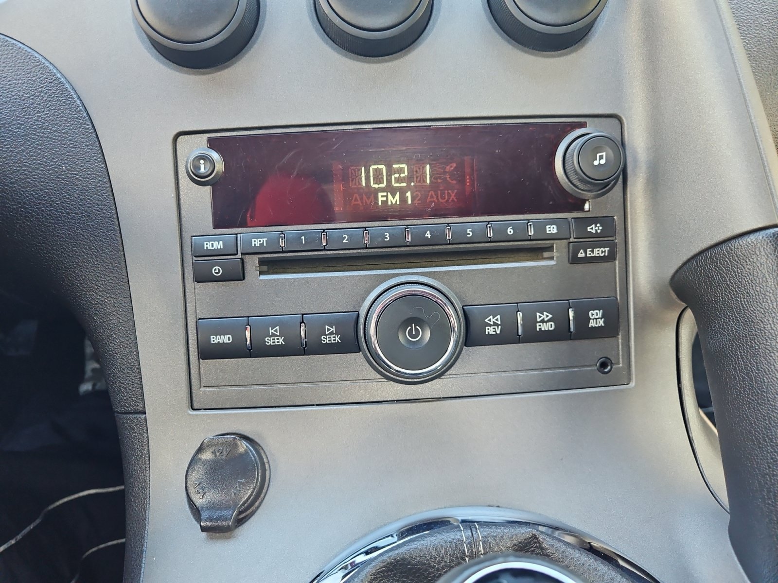 Used 2007 Pontiac Solstice Convertible RWD image 17