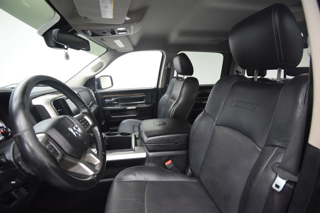 Used 2014 RAM 1500 Laramie w/ Convenience Group AWD/4WD image 14