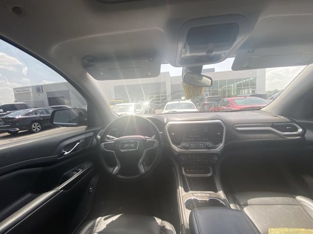 Used 2023 GMC Acadia SLT FWD image 5