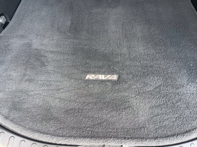 Used 2014 Toyota RAV4 LE AWD/4WD image 56