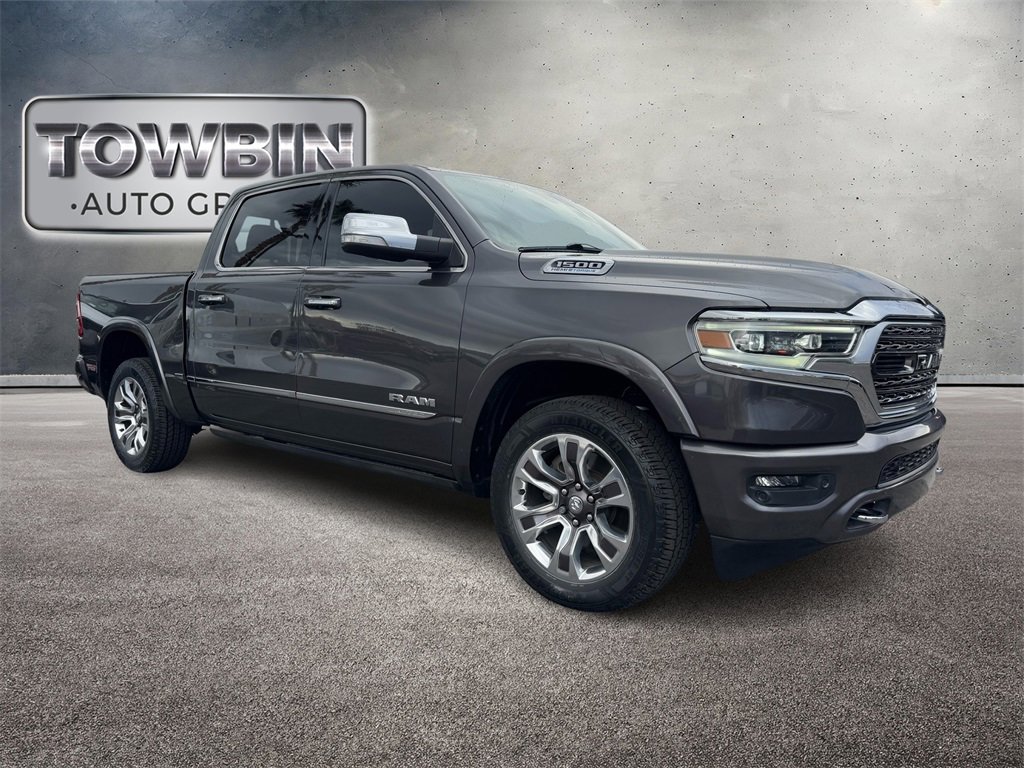 Used 2022 RAM 1500 Limited w/ Body Color Bumper Group image 2