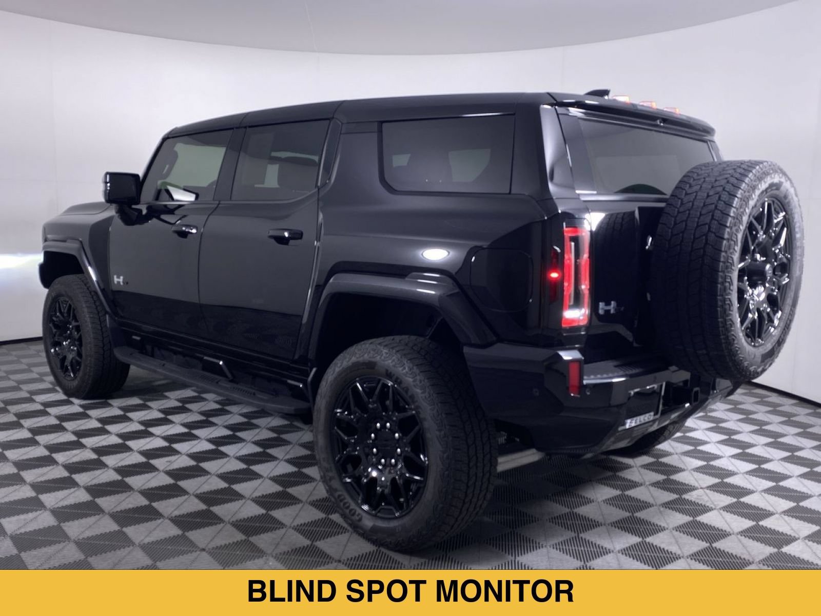Certified 2025 GMC Hummer EV 3X AWD/4WD image 18