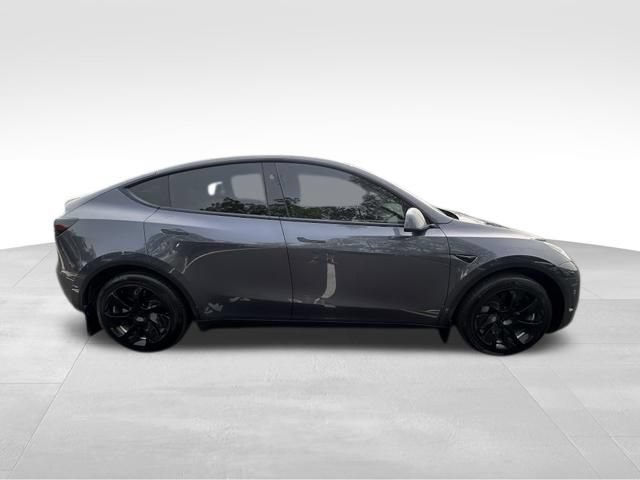 Used 2023 Tesla Model Y Long Range AWD/4WD image 9