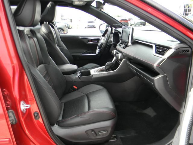 Used 2022 Toyota RAV4 XSE w/ Premium Package AWD/4WD image 29
