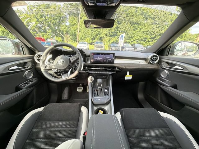 New 2026 Alfa Romeo Tonale w/ Active Assist Package AWD/4WD image 12
