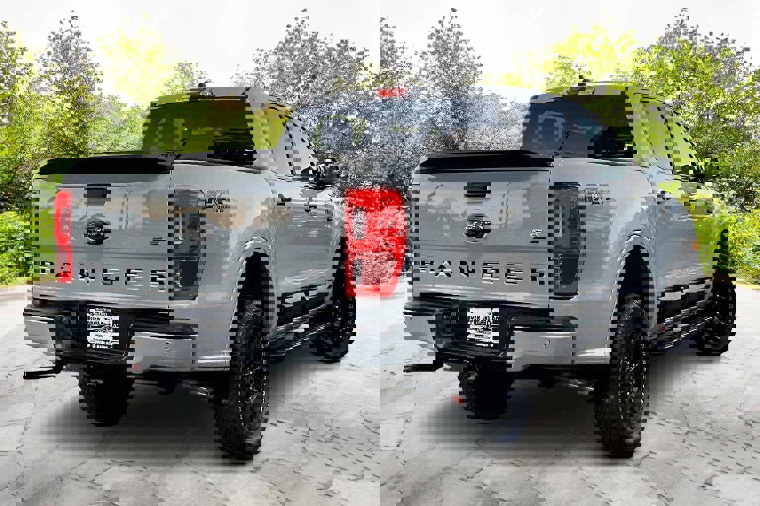 Used 2023 Ford Ranger XLT w/ Equipment Group 301A Mid image 13